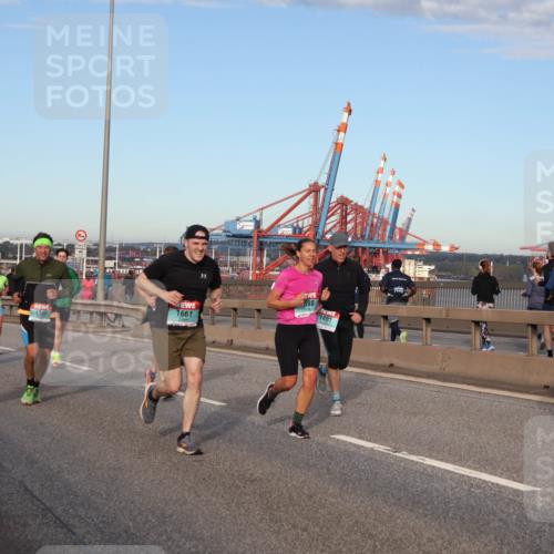 03.10.2024 - Köhlbrandbrückenlauf Matties Gatica Varas http://msf.ph/oto/7213984 03.10.2024 09:38:19 Position 2 1661, 1340, 598, 1481, 1520, 1 meine-sportfotos.de