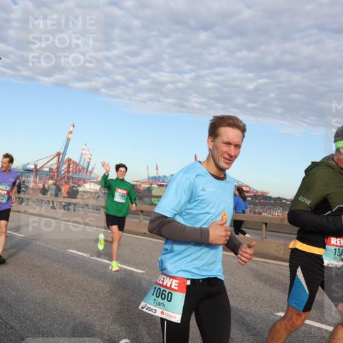 03.10.2024 - Köhlbrandbrückenlauf Matties Gatica Varas http://msf.ph/oto/7214043 03.10.2024 09:38:23 Position 2 1107, 216, 1563, 1060, 134 meine-sportfotos.de