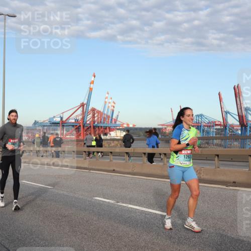 03.10.2024 - Köhlbrandbrückenlauf Matties Gatica Varas http://msf.ph/oto/7214110 03.10.2024 09:38:25 Position 2 1730, 1026, 1263 meine-sportfotos.de