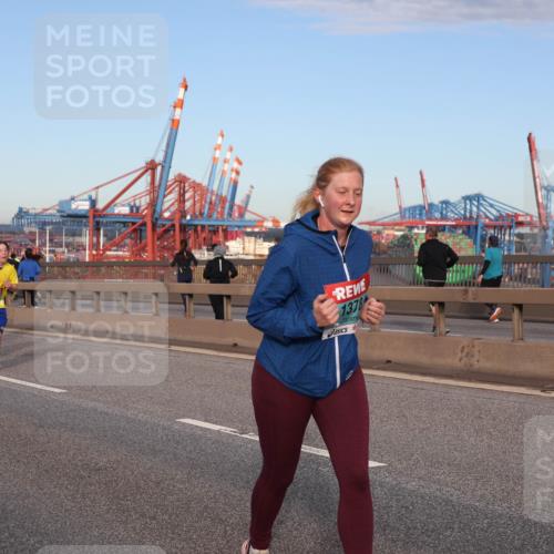 03.10.2024 - Köhlbrandbrückenlauf Matties Gatica Varas http://msf.ph/oto/7214305 03.10.2024 09:38:31 Position 2 1378 meine-sportfotos.de