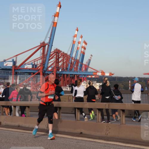 03.10.2024 - Köhlbrandbrückenlauf Matties Gatica Varas http://msf.ph/oto/7214781 03.10.2024 09:38:44 Position 2  meine-sportfotos.de