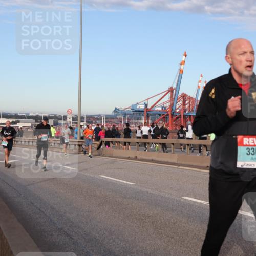 03.10.2024 - Köhlbrandbrückenlauf Matties Gatica Varas http://msf.ph/oto/7214861 03.10.2024 09:38:48 Position 2 3305 meine-sportfotos.de