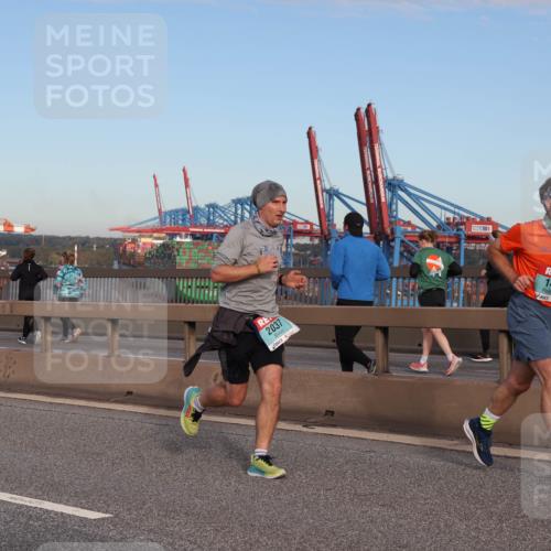 03.10.2024 - Köhlbrandbrückenlauf Matties Gatica Varas http://msf.ph/oto/7215146 03.10.2024 09:38:55 Position 2 2037, 1470 meine-sportfotos.de