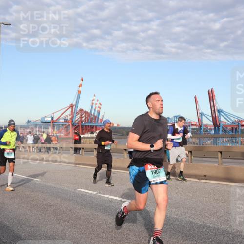 03.10.2024 - Köhlbrandbrückenlauf Matties Gatica Varas http://msf.ph/oto/7216115 03.10.2024 09:39:33 Position 2 1934, 1907 meine-sportfotos.de