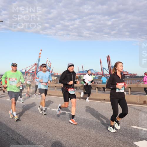 03.10.2024 - Köhlbrandbrückenlauf Matties Gatica Varas http://msf.ph/oto/7216230 03.10.2024 09:39:39 Position 2 1585, 1595, 52 meine-sportfotos.de