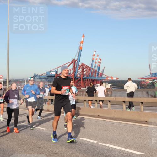 03.10.2024 - Köhlbrandbrückenlauf Matties Gatica Varas http://msf.ph/oto/7216633 03.10.2024 09:39:52 Position 2 1495, 1624, 90 meine-sportfotos.de
