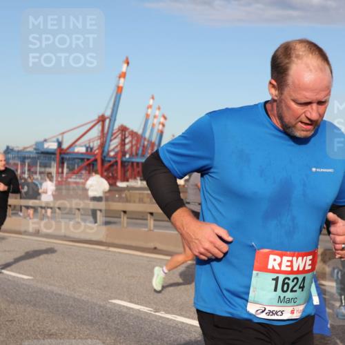 03.10.2024 - Köhlbrandbrückenlauf Matties Gatica Varas http://msf.ph/oto/7216726 03.10.2024 09:39:55 Position 2 1624, 93 meine-sportfotos.de