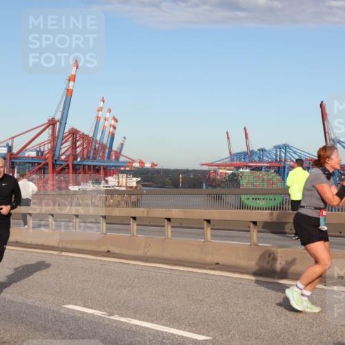03.10.2024 - Köhlbrandbrückenlauf Matties Gatica Varas http://msf.ph/oto/7216776 03.10.2024 09:39:55 Position 2 582 meine-sportfotos.de