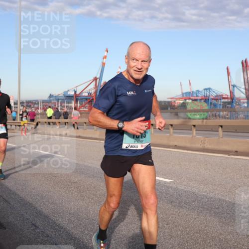 03.10.2024 - Köhlbrandbrückenlauf Matties Gatica Varas http://msf.ph/oto/7217306 03.10.2024 09:40:09 Position 2 1171, 2728 meine-sportfotos.de