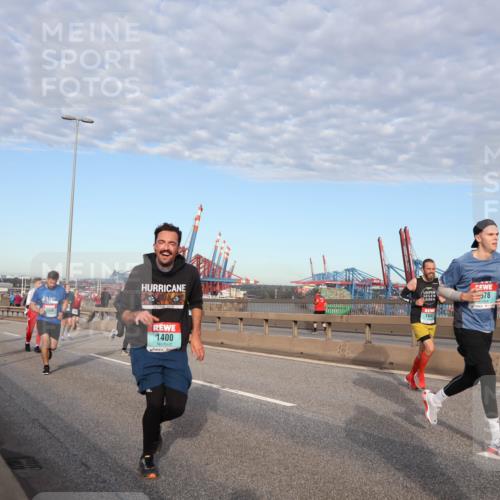 03.10.2024 - Köhlbrandbrückenlauf Matties Gatica Varas http://msf.ph/oto/7217491 03.10.2024 09:40:15 Position 2 1400, 1647, 578 meine-sportfotos.de
