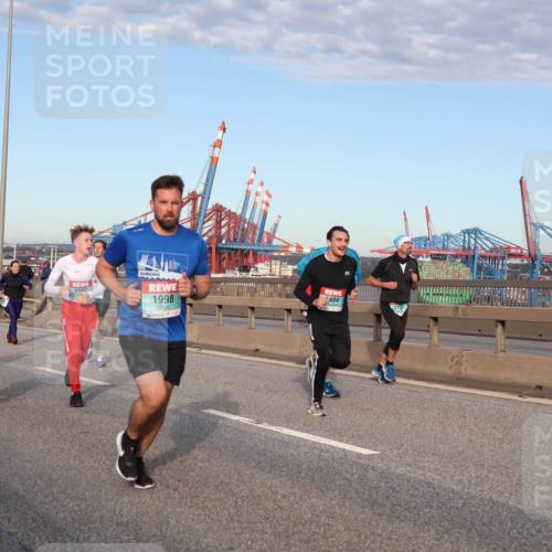 03.10.2024 - Köhlbrandbrückenlauf Matties Gatica Varas http://msf.ph/oto/7217525 03.10.2024 09:40:17 Position 2 1504, 1997, 1998, 484 meine-sportfotos.de