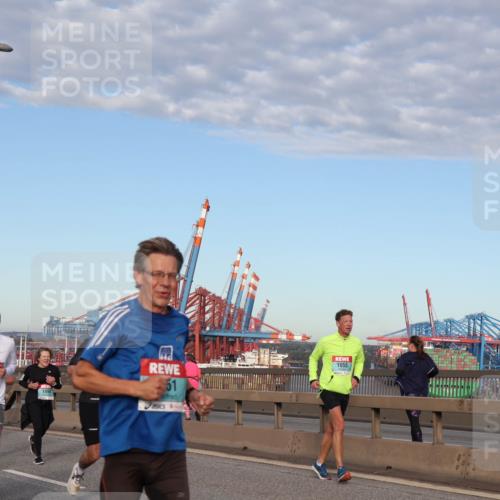 03.10.2024 - Köhlbrandbrückenlauf Matties Gatica Varas http://msf.ph/oto/7217718 03.10.2024 09:40:27 Position 2 1486, 51, 149, 1655 meine-sportfotos.de