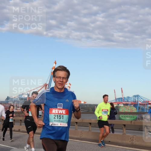 03.10.2024 - Köhlbrandbrückenlauf Matties Gatica Varas http://msf.ph/oto/7217724 03.10.2024 09:40:27 Position 2 6, 1827, 149, 2151, 1655 meine-sportfotos.de