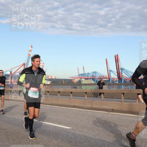 03.10.2024 - Köhlbrandbrückenlauf Matties Gatica Varas http://msf.ph/oto/7218177 03.10.2024 09:40:47 Position 2 1427, 1186, 1989, 1958 meine-sportfotos.de