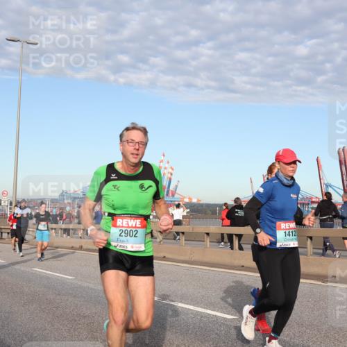 03.10.2024 - Köhlbrandbrückenlauf Matties Gatica Varas http://msf.ph/oto/7218402 03.10.2024 09:40:58 Position 2 1303, 2902, 1412 meine-sportfotos.de