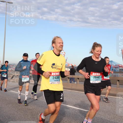 03.10.2024 - Köhlbrandbrückenlauf Matties Gatica Varas http://msf.ph/oto/7218517 03.10.2024 09:41:04 Position 2 1620, 1970, 2439, 2840, 27 meine-sportfotos.de