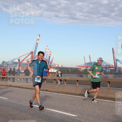 03.10.2024 - Köhlbrandbrückenlauf Matties Gatica Varas http://msf.ph/oto/7218621 03.10.2024 09:41:06 Position 2 1180, 1620, 1232, 1499 meine-sportfotos.de