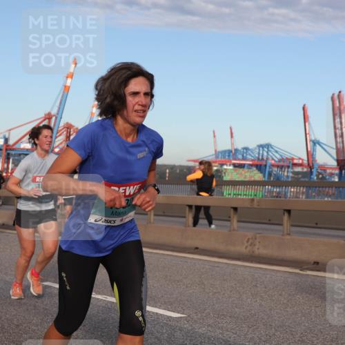 03.10.2024 - Köhlbrandbrückenlauf Matties Gatica Varas http://msf.ph/oto/7218776 03.10.2024 09:41:11 Position 2 1, 32 meine-sportfotos.de