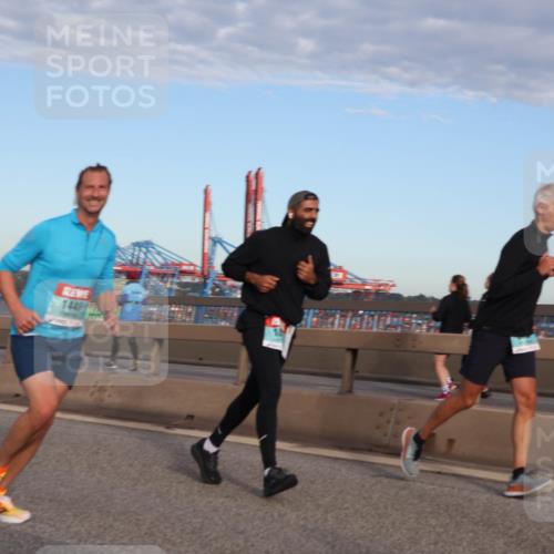 03.10.2024 - Köhlbrandbrückenlauf Matties Gatica Varas http://msf.ph/oto/7218911 03.10.2024 09:41:15 Position 2 1446 meine-sportfotos.de