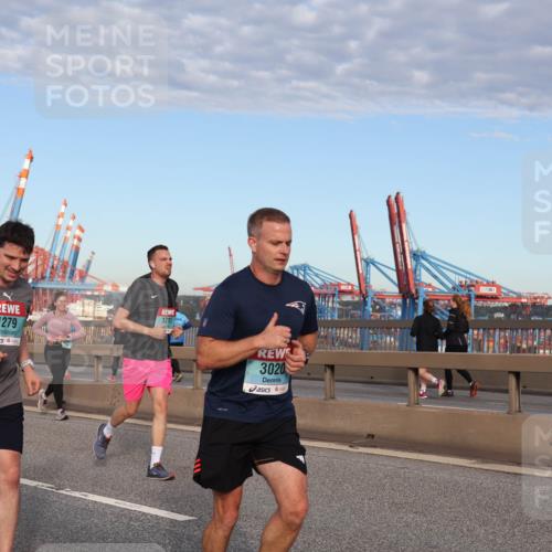 03.10.2024 - Köhlbrandbrückenlauf Matties Gatica Varas http://msf.ph/oto/7218954 03.10.2024 09:41:17 Position 2 1279, 1211, 3020 meine-sportfotos.de