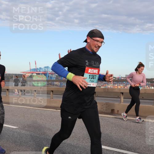 03.10.2024 - Köhlbrandbrückenlauf Matties Gatica Varas http://msf.ph/oto/7219037 03.10.2024 09:41:20 Position 2 1151, 1387 meine-sportfotos.de