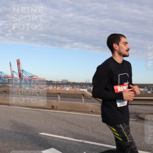 03.10.2024 - Köhlbrandbrückenlauf Matties Gatica Varas http://msf.ph/oto/7219061 03.10.2024 09:41:22 Position 2  meine-sportfotos.de