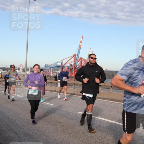 03.10.2024 - Köhlbrandbrückenlauf Matties Gatica Varas http://msf.ph/oto/7219173 03.10.2024 09:41:28 Position 2 1560, 1168 meine-sportfotos.de