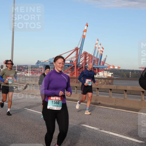 03.10.2024 - Köhlbrandbrückenlauf Matties Gatica Varas http://msf.ph/oto/7219192 03.10.2024 09:41:29 Position 2 1936, 1560, 1297 meine-sportfotos.de
