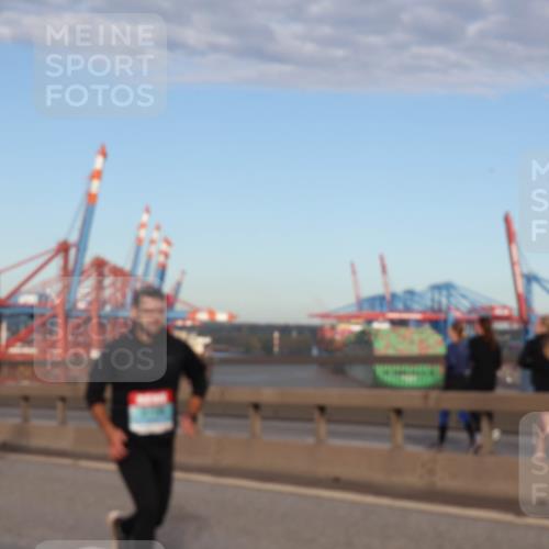 03.10.2024 - Köhlbrandbrückenlauf Matties Gatica Varas http://msf.ph/oto/7219260 03.10.2024 09:41:33 Position 2  meine-sportfotos.de