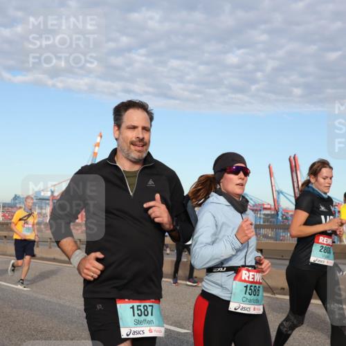 03.10.2024 - Köhlbrandbrückenlauf Matties Gatica Varas http://msf.ph/oto/7219329 03.10.2024 09:41:37 Position 2 1587, 1586, 280, 281, 184 meine-sportfotos.de