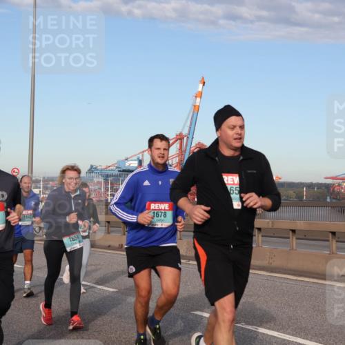 03.10.2024 - Köhlbrandbrückenlauf Matties Gatica Varas http://msf.ph/oto/7219636 03.10.2024 09:41:49 Position 2 45, 915, 1842, 1654, 84, 1678, 65 meine-sportfotos.de