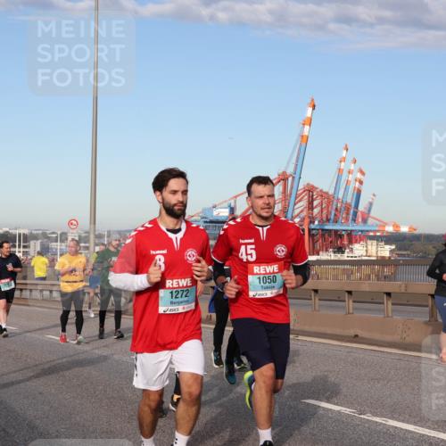 03.10.2024 - Köhlbrandbrückenlauf Matties Gatica Varas http://msf.ph/oto/7219834 03.10.2024 09:41:54 Position 2 500, 190, 1692, 3, 1272, 45, 1050 meine-sportfotos.de