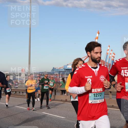 03.10.2024 - Köhlbrandbrückenlauf Matties Gatica Varas http://msf.ph/oto/7219846 03.10.2024 09:41:55 Position 2 1909, 1753, 169, 1809, 1272, 45, 1050 meine-sportfotos.de