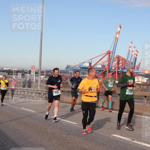 03.10.2024 - Köhlbrandbrückenlauf Matties Gatica Varas http://msf.ph/oto/7219889 03.10.2024 09:41:58 Position 2 1692, 1753, 1809 meine-sportfotos.de