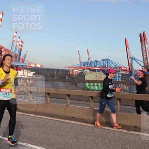 03.10.2024 - Köhlbrandbrückenlauf Matties Gatica Varas http://msf.ph/oto/7220012 03.10.2024 09:42:03 Position 2 1717 meine-sportfotos.de