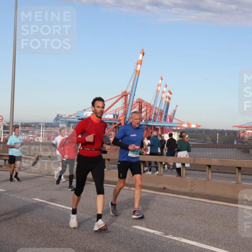 03.10.2024 - Köhlbrandbrückenlauf Matties Gatica Varas http://msf.ph/oto/7220246 03.10.2024 09:42:10 Position 2 497, 2347 meine-sportfotos.de