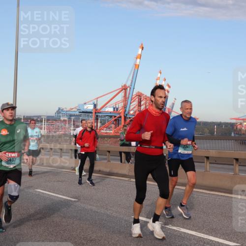 03.10.2024 - Köhlbrandbrückenlauf Matties Gatica Varas http://msf.ph/oto/7220276 03.10.2024 09:42:11 Position 2 1288, 1917, 497, 2073, 2347 meine-sportfotos.de
