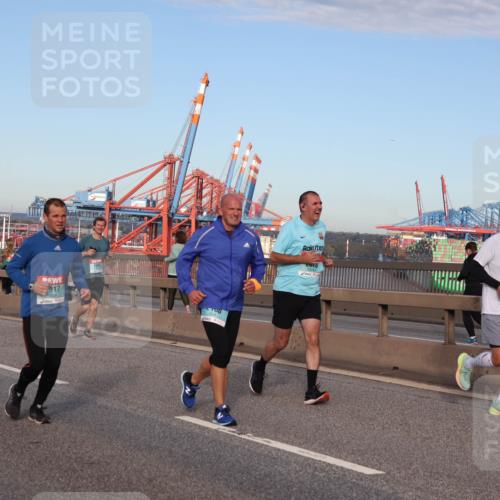 03.10.2024 - Köhlbrandbrückenlauf Matties Gatica Varas http://msf.ph/oto/7220450 03.10.2024 09:42:15 Position 2 917, 1607 meine-sportfotos.de