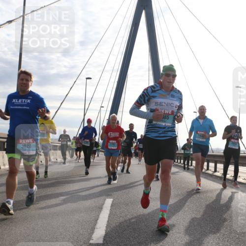 03.10.2024 - Köhlbrandbrückenlauf Jannik Wohlers http://msf.ph/oto/7239786 03.10.2024 09:25:53 Position 1 475, 4, 1722, 3628, 1703, 165, 144, 2808 meine-sportfotos.de