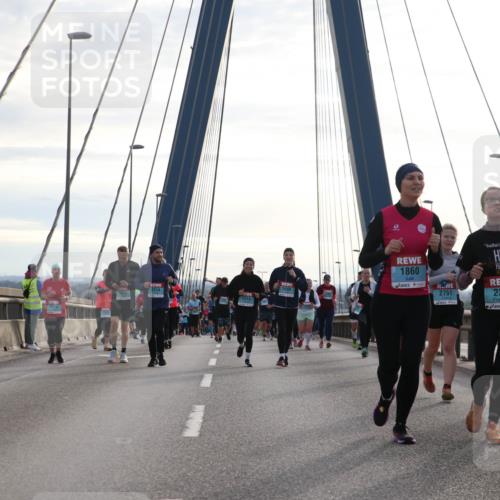 03.10.2024 - Köhlbrandbrückenlauf Jannik Wohlers http://msf.ph/oto/7265292 03.10.2024 09:30:17 Position 1 3450, 2514, 2518, 1860, 2751, 2368, 2379 meine-sportfotos.de