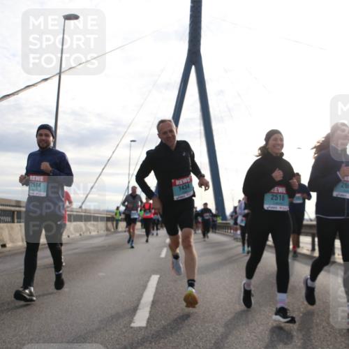 03.10.2024 - Köhlbrandbrückenlauf Jannik Wohlers http://msf.ph/oto/7265749 03.10.2024 09:30:23 Position 1 2514, 1434, 2518 meine-sportfotos.de