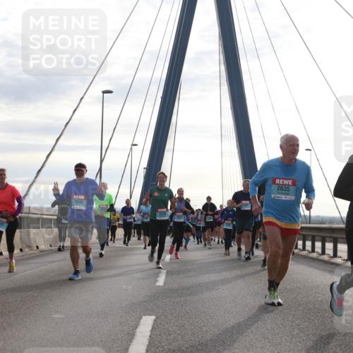03.10.2024 - Köhlbrandbrückenlauf Jannik Wohlers http://msf.ph/oto/7265945 03.10.2024 09:30:28 Position 1 3361, 1639, 3239, 2635, 2372, 2329 meine-sportfotos.de