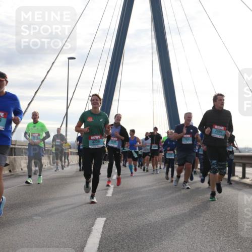 03.10.2024 - Köhlbrandbrückenlauf Jannik Wohlers http://msf.ph/oto/7266009 03.10.2024 09:30:29 Position 1 1639, 2839, 3239, 3228, 1732, 1532, 2599 meine-sportfotos.de