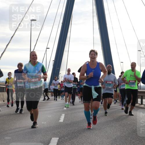 03.10.2024 - Köhlbrandbrückenlauf Jannik Wohlers http://msf.ph/oto/7266158 03.10.2024 09:30:33 Position 1 3341, 2086, 2801, 2104, 2245, 2409, 1732 meine-sportfotos.de