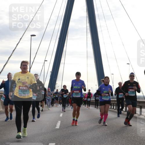 03.10.2024 - Köhlbrandbrückenlauf Jannik Wohlers http://msf.ph/oto/7268573 03.10.2024 09:30:45 Position 1 2720, 2322, 770, 2160, 3394, 2663, 2199, 2149 meine-sportfotos.de