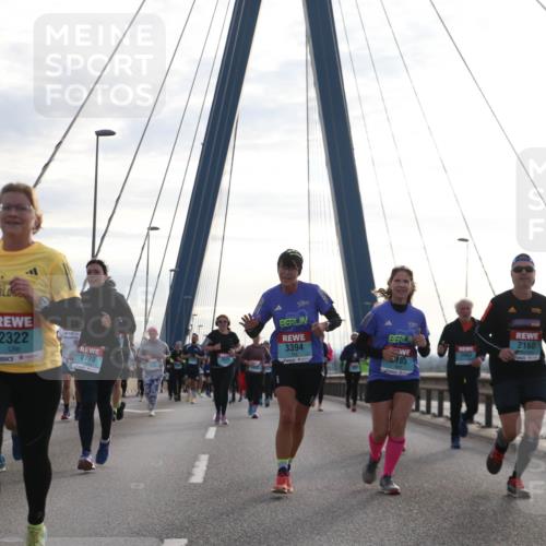 03.10.2024 - Köhlbrandbrückenlauf Jannik Wohlers http://msf.ph/oto/7268605 03.10.2024 09:30:45 Position 1 2322, 2770, 2160, 3394, 199 meine-sportfotos.de