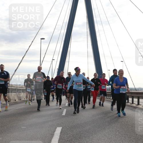 03.10.2024 - Köhlbrandbrückenlauf Jannik Wohlers http://msf.ph/oto/7269321 03.10.2024 09:30:54 Position 1 2016, 2424, 3714, 2833, 2515, 1578, 2713 meine-sportfotos.de