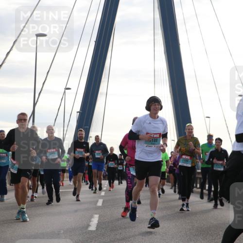 03.10.2024 - Köhlbrandbrückenlauf Jannik Wohlers http://msf.ph/oto/7270427 03.10.2024 09:31:11 Position 1 2888, 3405, 3259, 188, 2280, 2171 meine-sportfotos.de