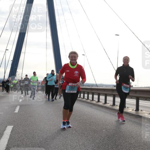 03.10.2024 - Köhlbrandbrückenlauf Jannik Wohlers http://msf.ph/oto/7272021 03.10.2024 09:31:31 Position 1 2800, 1357, 2145 meine-sportfotos.de