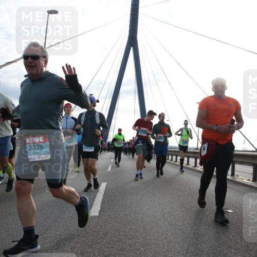 03.10.2024 - Köhlbrandbrückenlauf Jannik Wohlers http://msf.ph/oto/7275512 03.10.2024 09:32:07 Position 1 3339, 1031, 1328, 8 meine-sportfotos.de